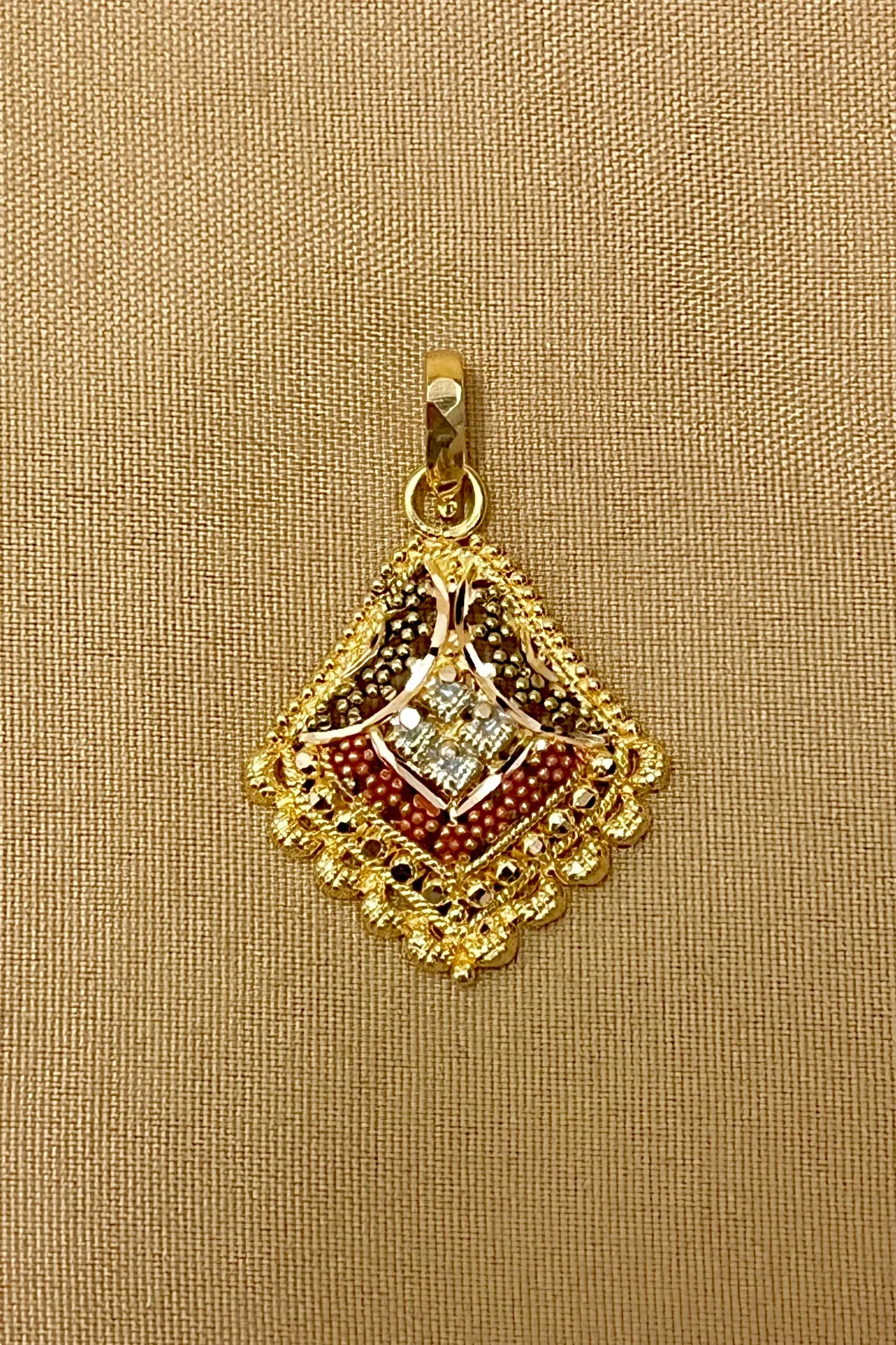 22 KT Gold Designer Multicolor Pendant Set (D115)
