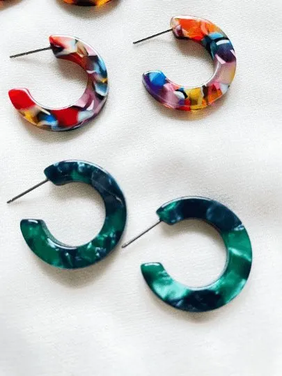 25mm Mini Tortoise shell Hoop earrings | Modern retro earrings | open hoop acetate earrings | minimalist dainty earrings