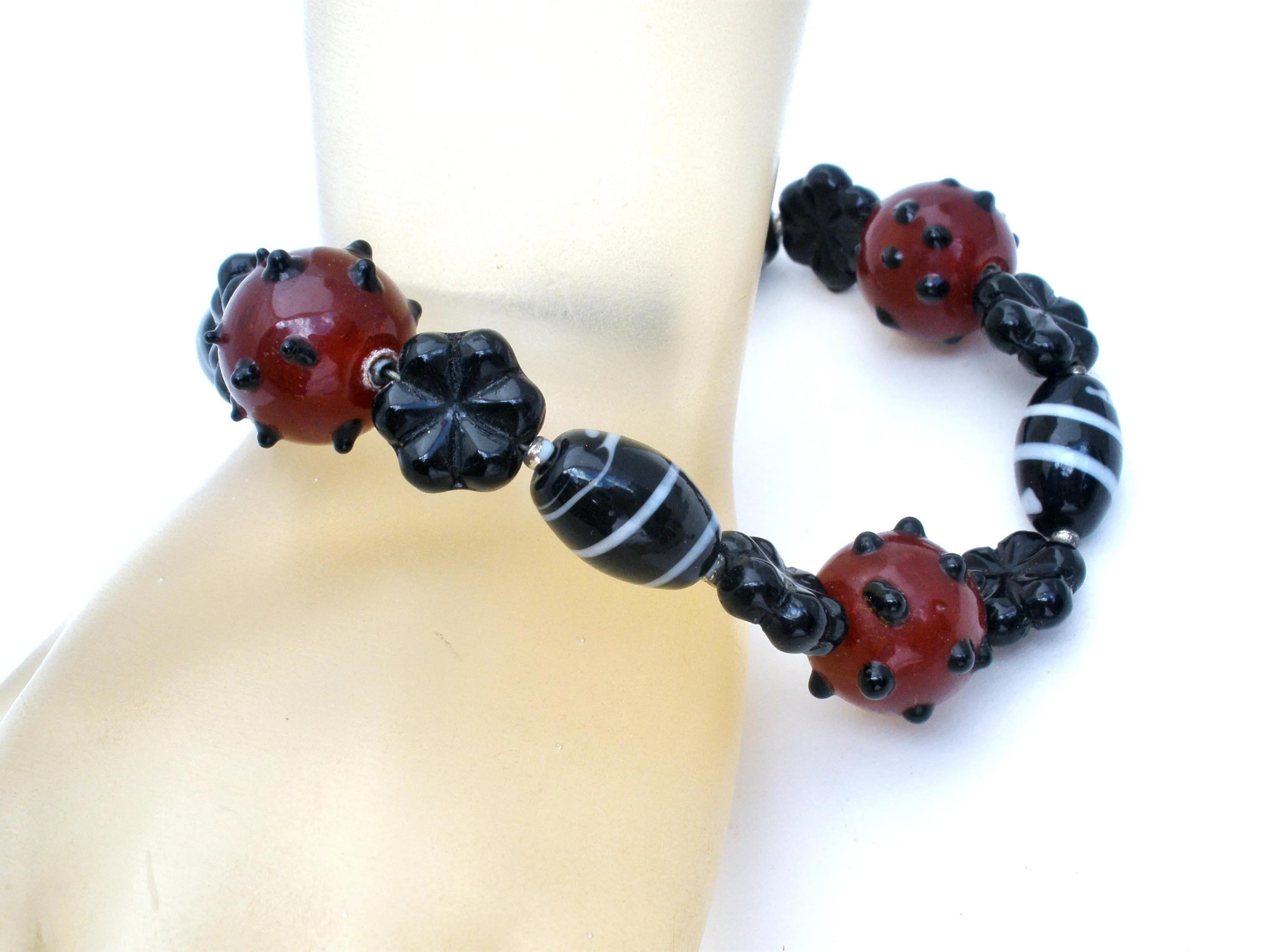 Brown and Black Lampwork Art Glass Bead Bracelet 8.75"