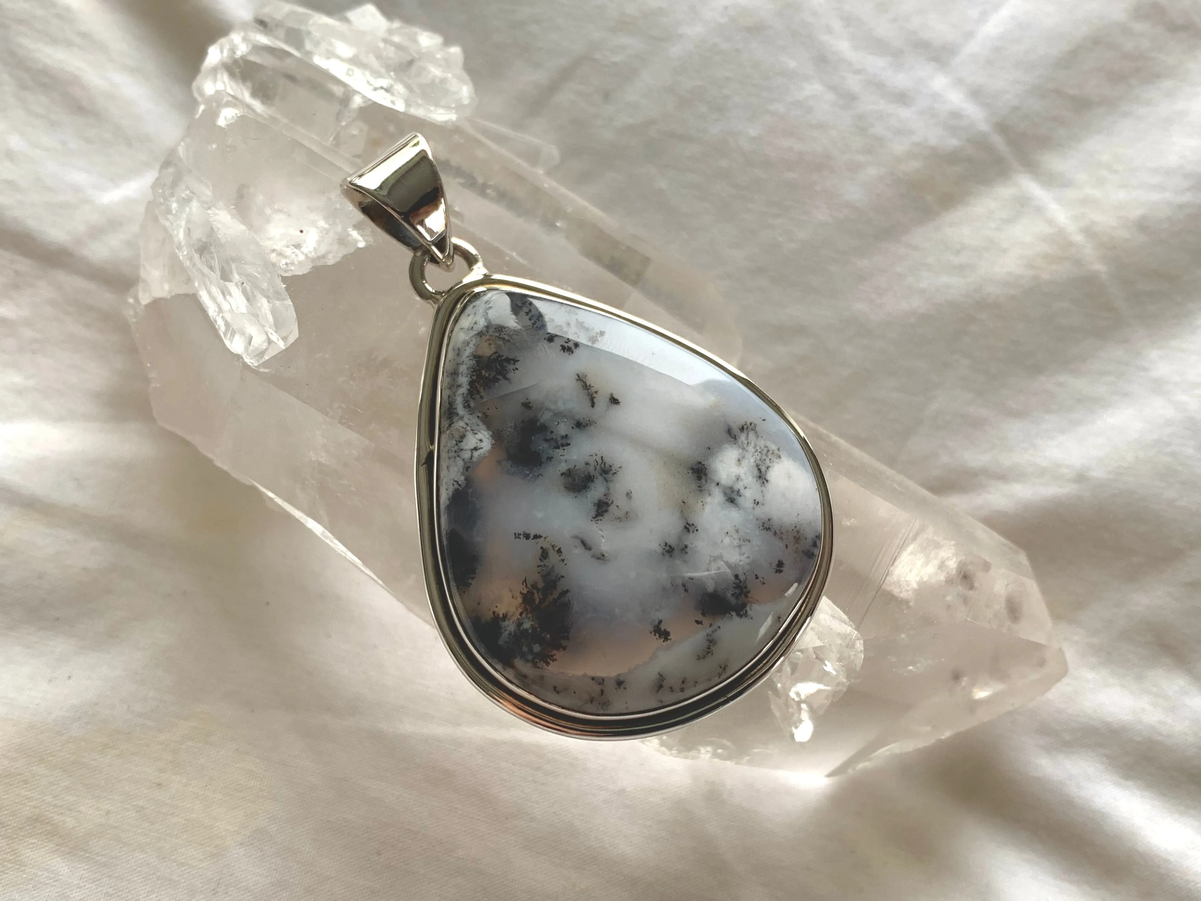 Dendritic Agate Brea Pendant - Chunky Teardrop