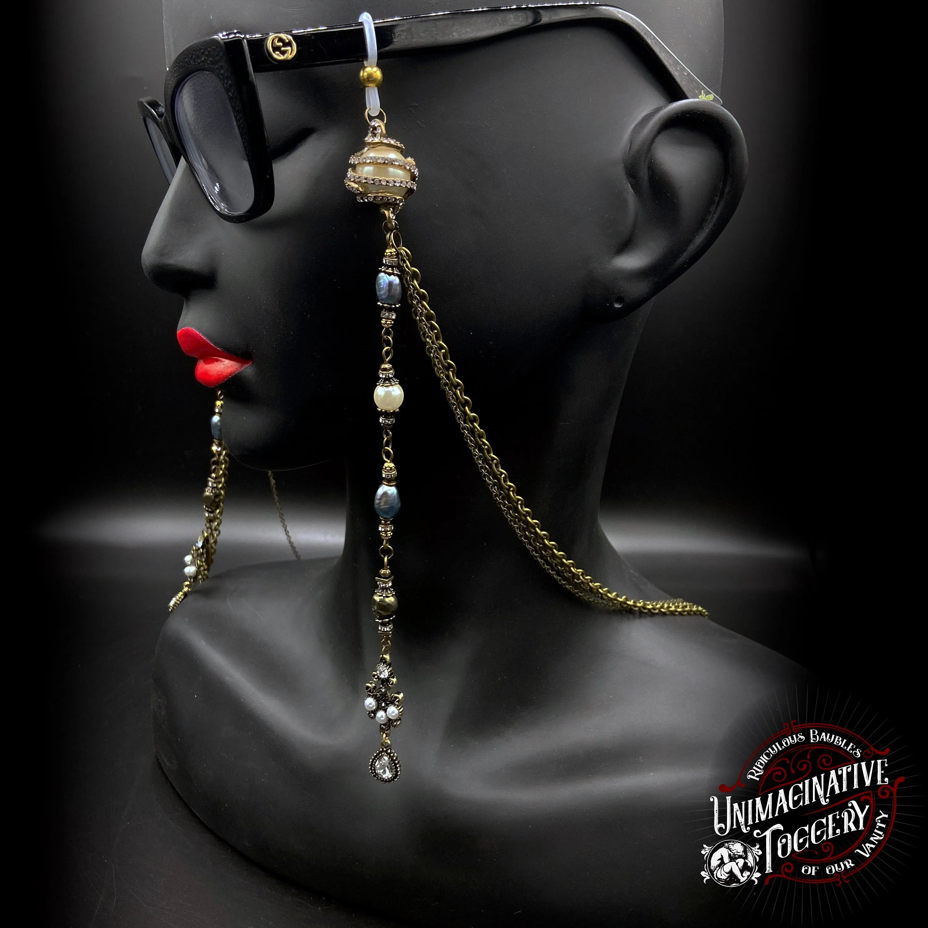 Do The Fancy eyeglass chain