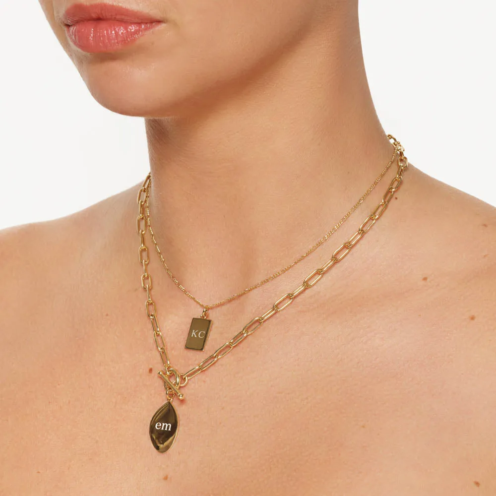 Engravable Rectangle Pendant in Gold