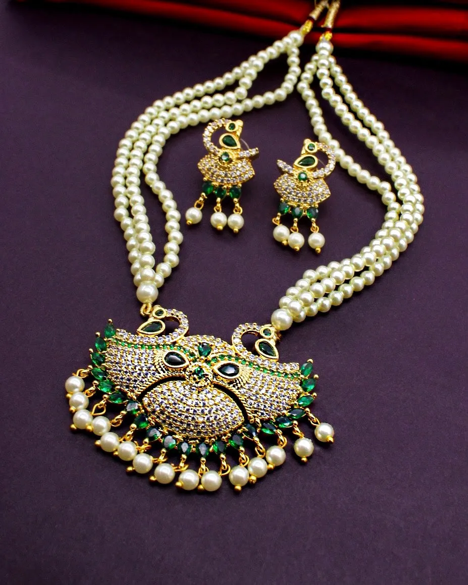 GRACEFUL DESIGNER MOTI NECKLACE