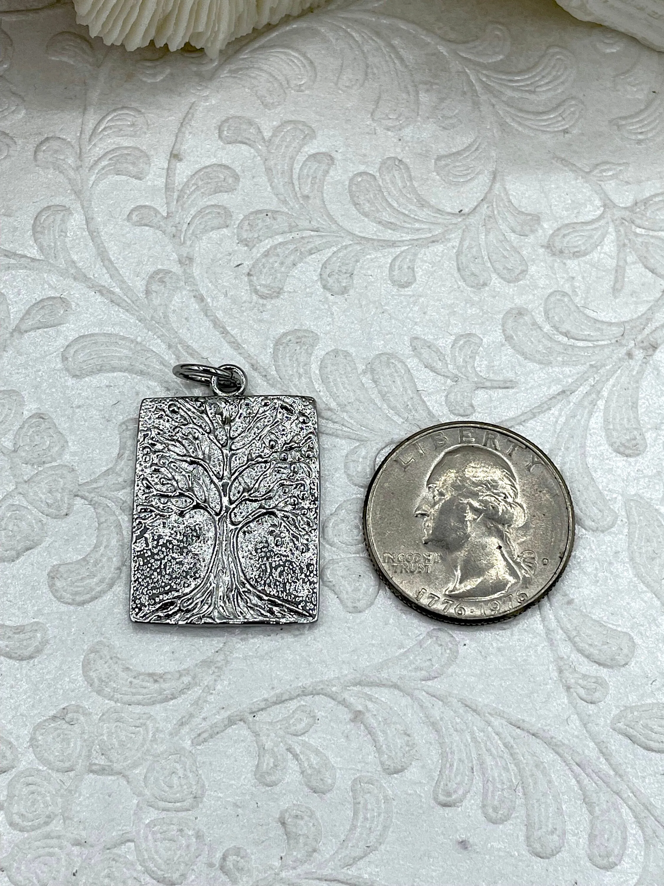 High Quality Brass Tree Charm/Pendant, Tree of Life Pendant, Tree Gold or Rhodium Plated, 27mm x 21mm x 2.25mm, 3 Finishes. Fast Ship