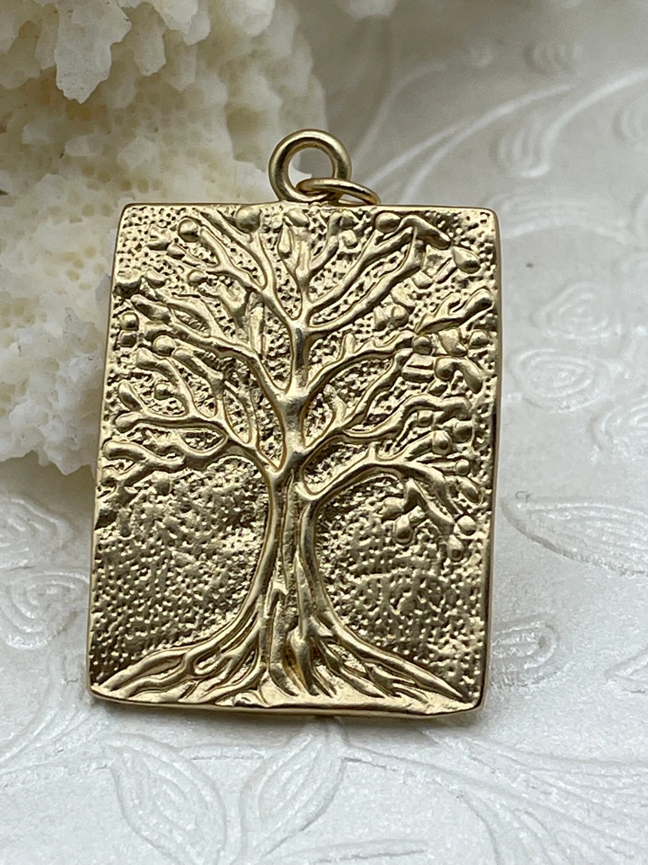 High Quality Brass Tree Charm/Pendant, Tree of Life Pendant, Tree Gold or Rhodium Plated, 27mm x 21mm x 2.25mm, 3 Finishes. Fast Ship