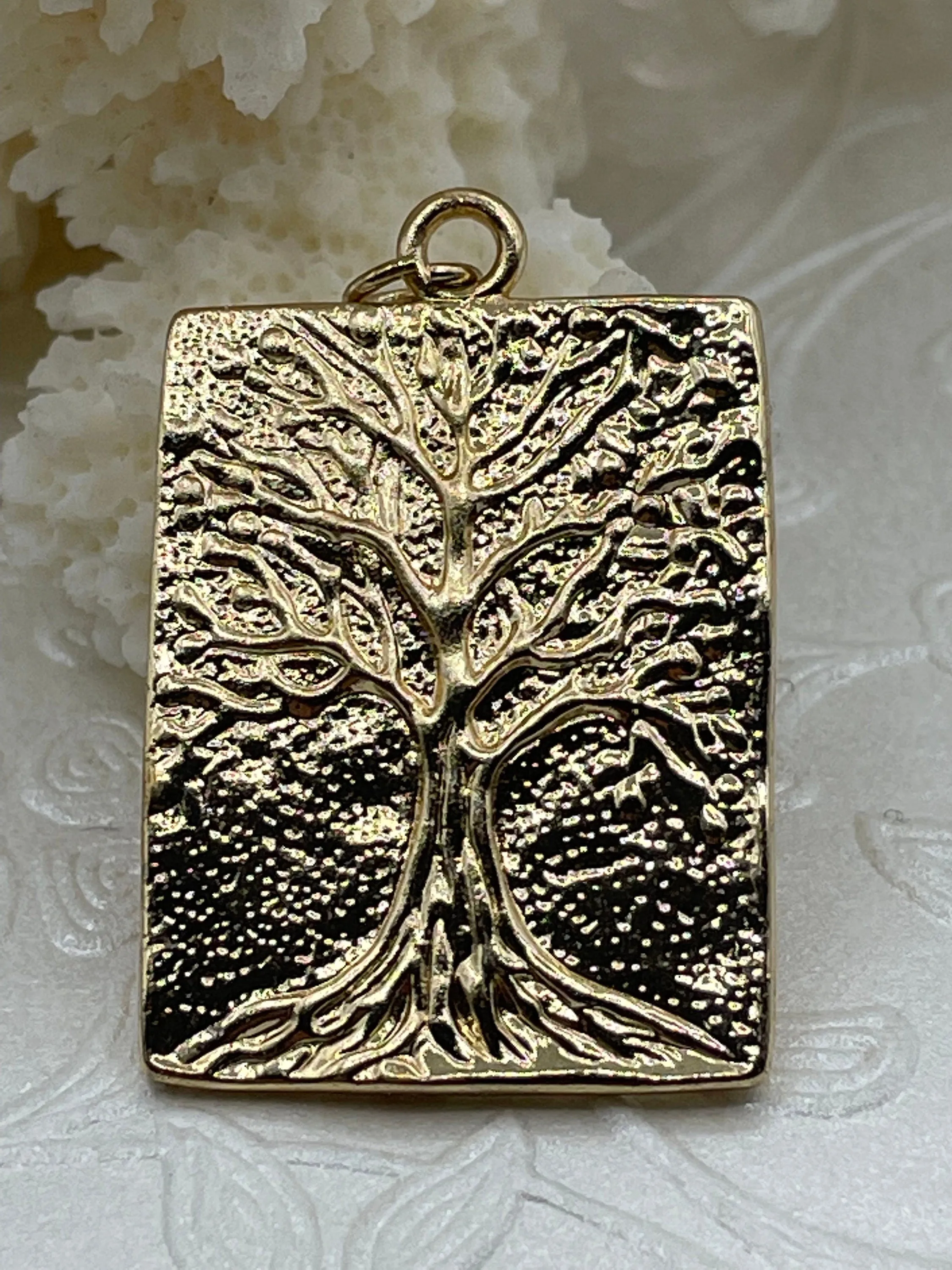 High Quality Brass Tree Charm/Pendant, Tree of Life Pendant, Tree Gold or Rhodium Plated, 27mm x 21mm x 2.25mm, 3 Finishes. Fast Ship