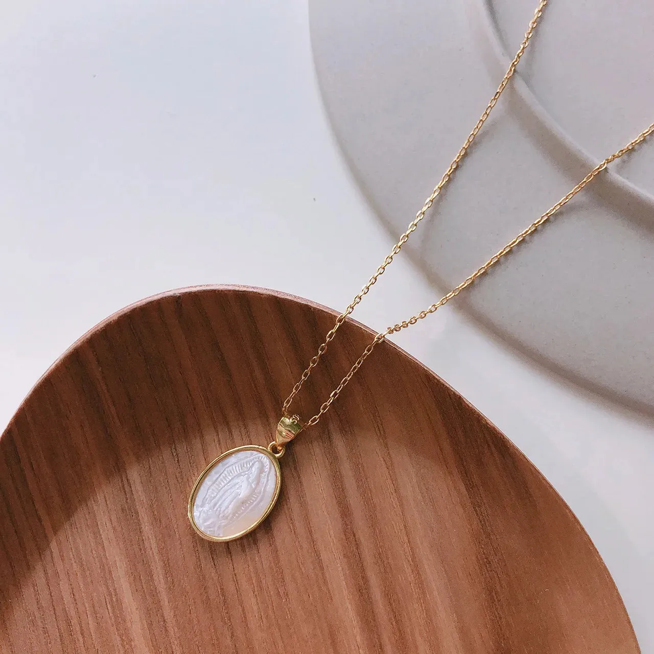 Maria Shell Necklace