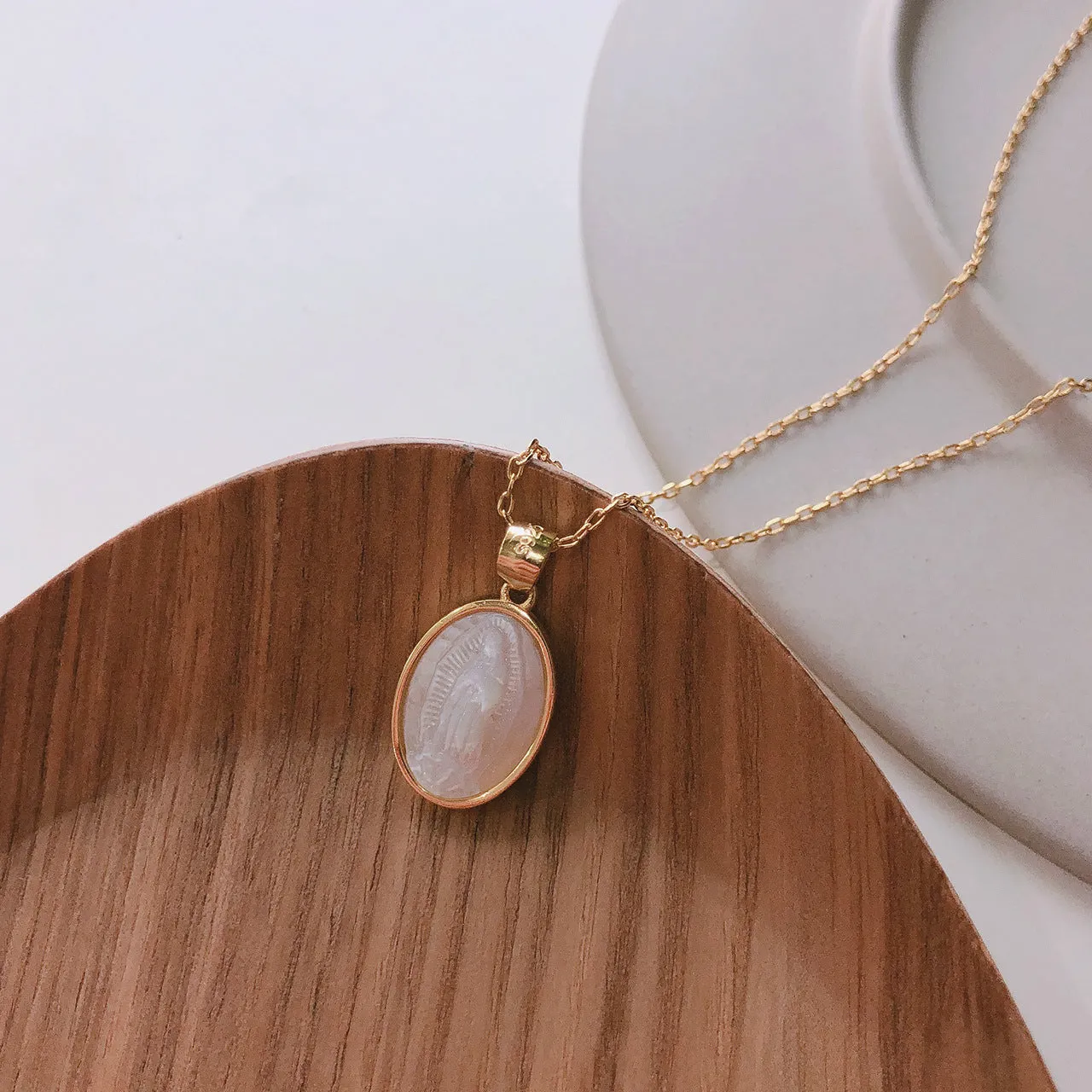 Maria Shell Necklace