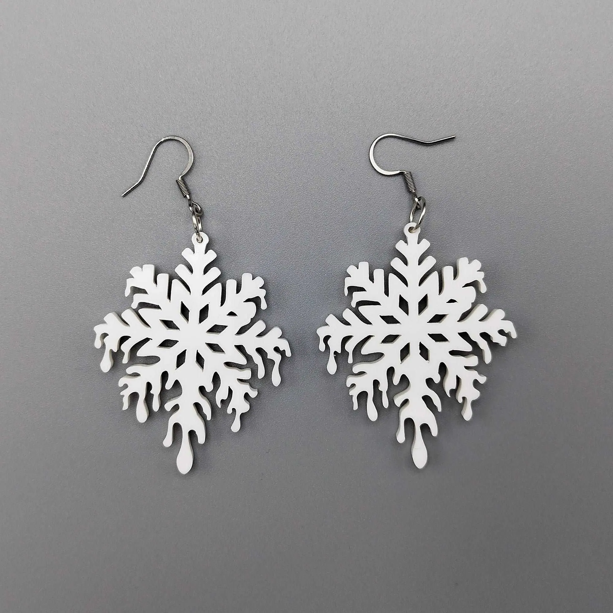 MELTING SNOWFLAKES EARRINGS | Snow or Blood? Which one will you choose? Muahaha