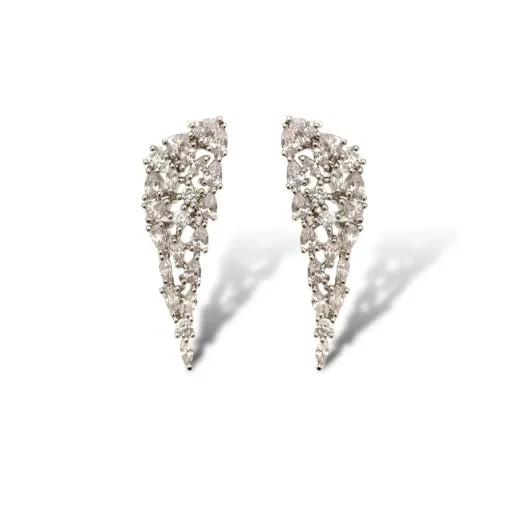 Modern Pointed Stud