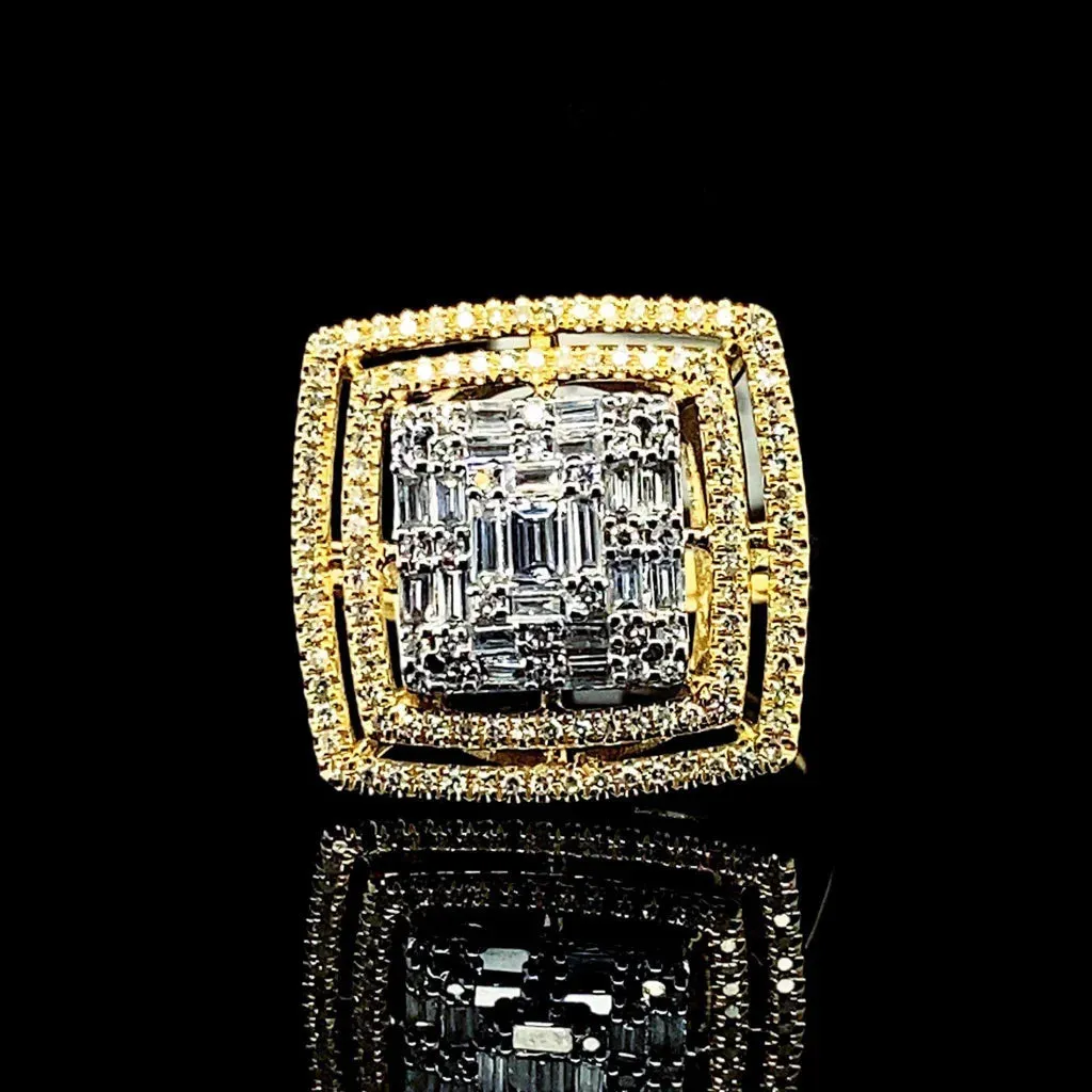 PREORDER | Golden Double Halo Square Diamond Ring 14kt