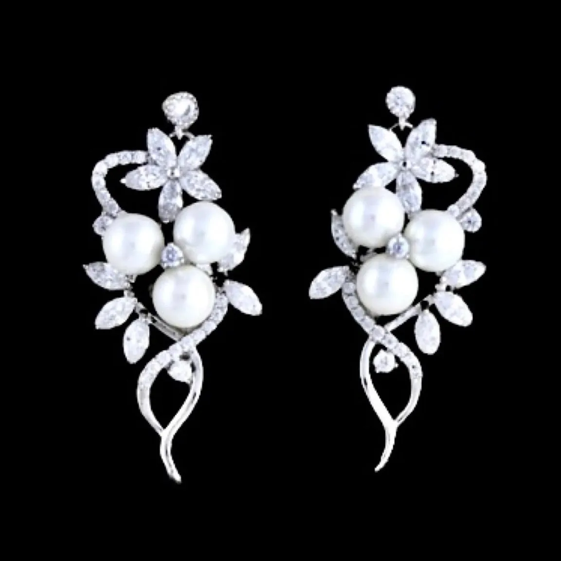"Lenya" - Pearl and Cubic Zirconia Bridal Earrings - Available in Rose Gold and Silver
