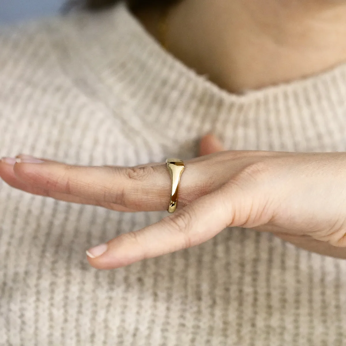 Rectangular Signet Ring | Pre-Loved | 18K Yellow Gold