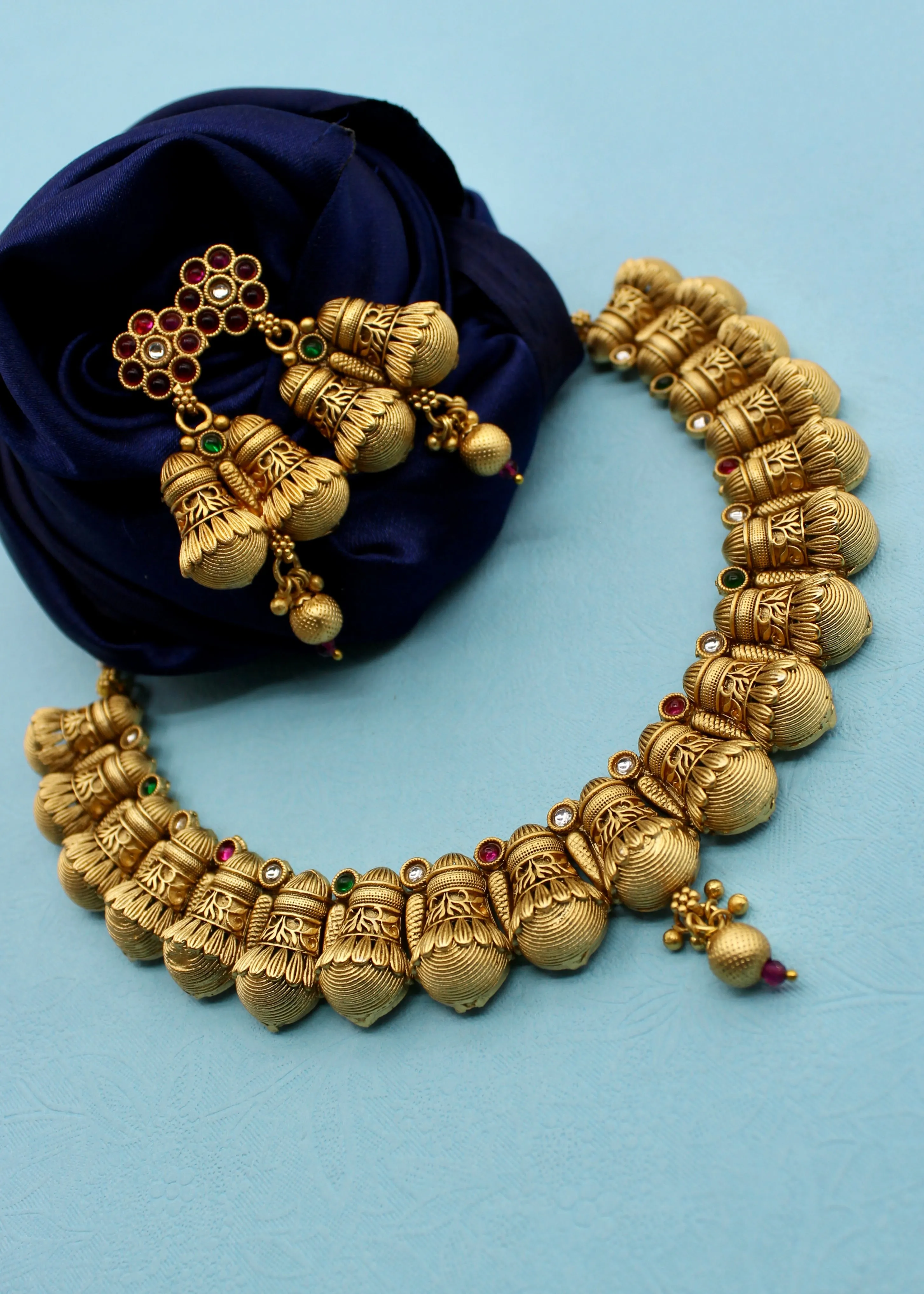 SPLENDID RAJWADI NECKLACE