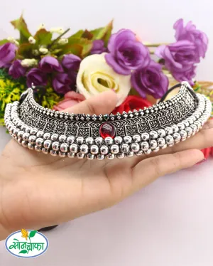 TRADITIONAL GRACEFUL VAJRATIK